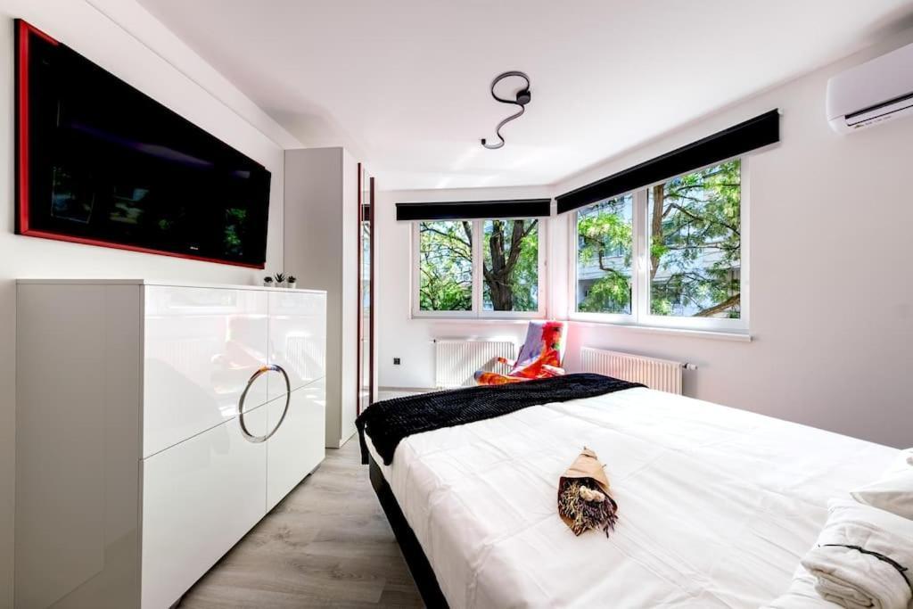 Stadium Apartment - Free Parking บูดาเปสต์ ภายนอก รูปภาพ